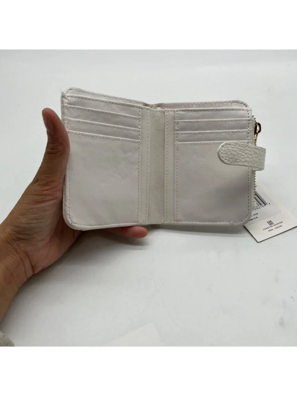 London Fog White Pebbled Faux Leather Wallet